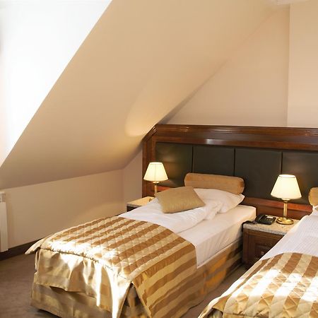 Hotel Sulislaw Esterno foto